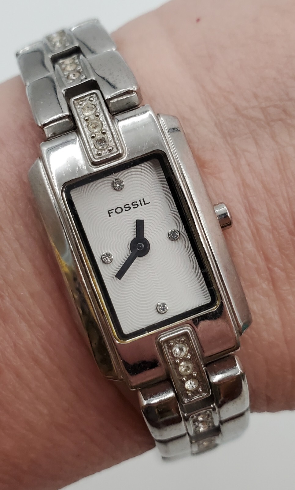 Fossil F2 Womens Watch 6.5in Silver Tone Crystal Band NEEDS BATTERY READ
