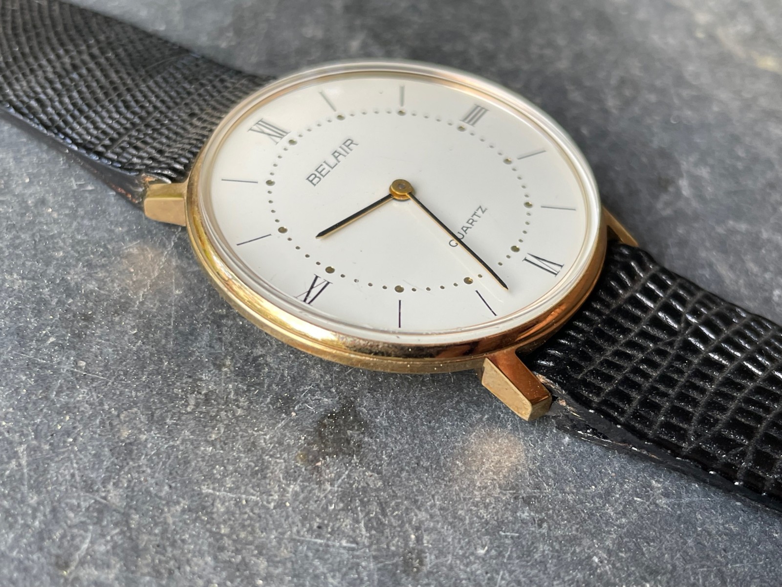 RUNS NOS Never Worn Vintage Belair Quartz Men’s Watch New Bat Classic Sleek Vtg
