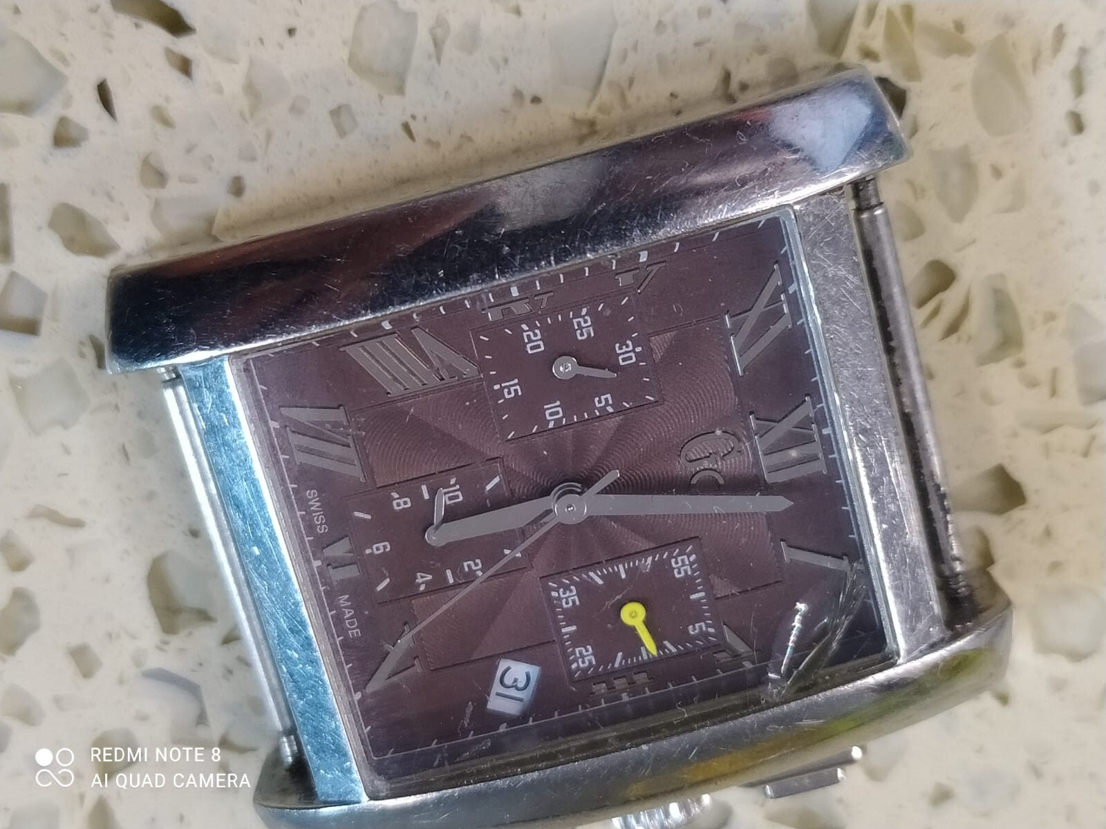 Guess Collection Brown Dial GC40500 Swiss Made Work