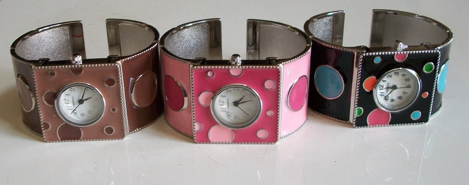 Women’s number dial multicolor and pink & green bangle cuff fashion casual Watch