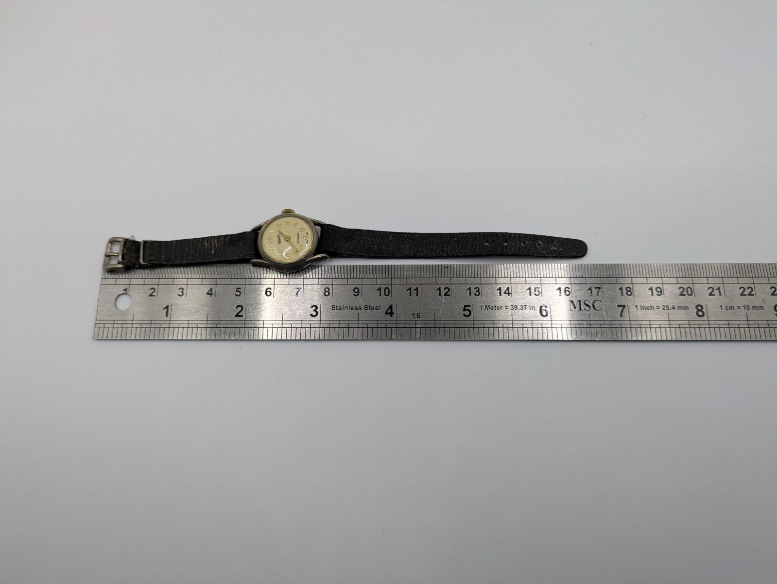 Omnia BFG 910 Gisiger-Greder Son Manual Watch 1Jewel Swiss Parts Untested 22.8mm