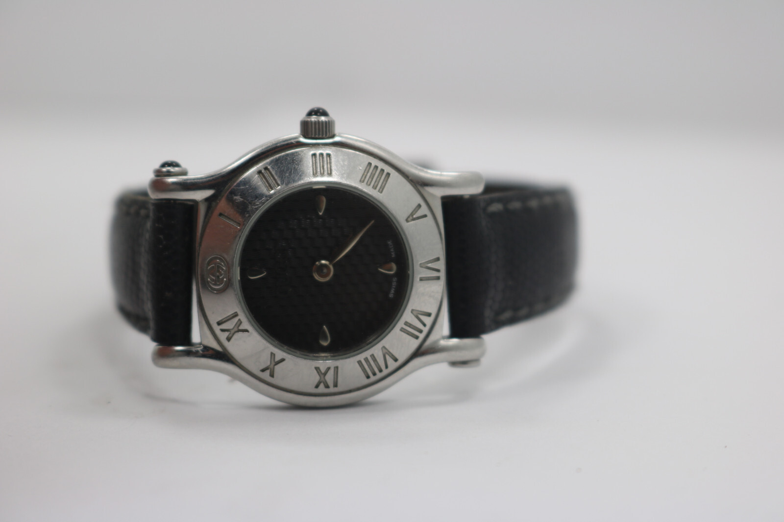 GUCCI 6500L Interlocking Quartz Roman Numerals Womens Watch Vintage New Bat