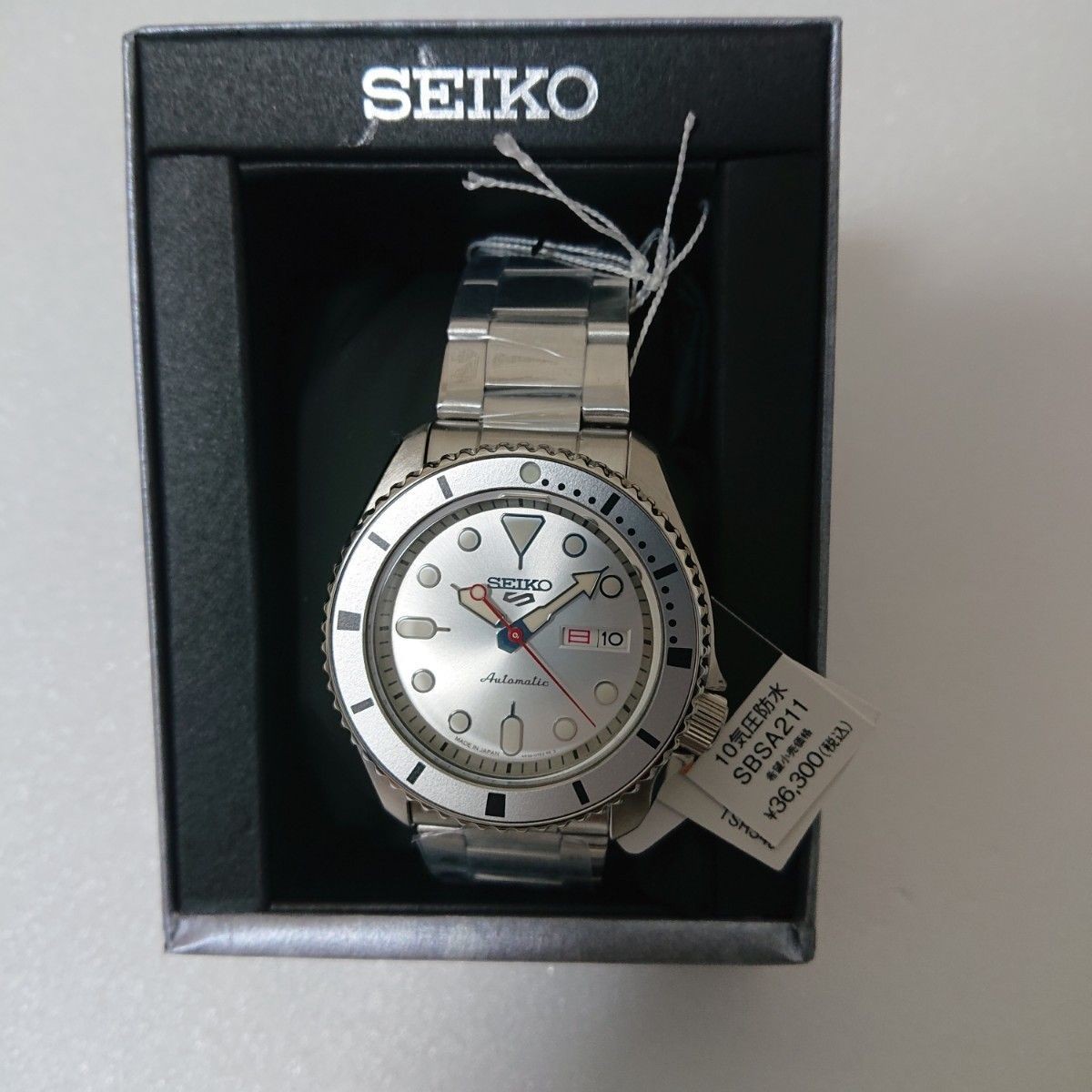 SEIKO Seiko 5 Sports SBSA211 Quartz Limited Watch