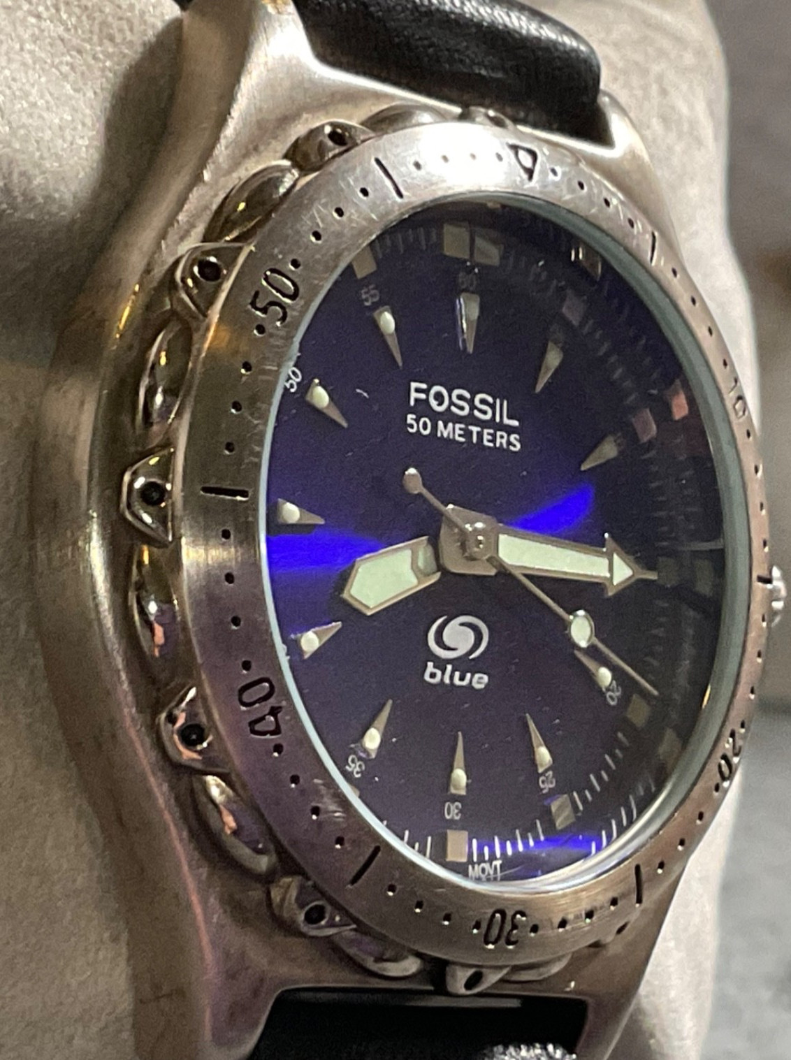FOSSIL BLUE VINTAGE AM-3134 MENS 41mm WATCH BLUE DIAL NEW BATTERY