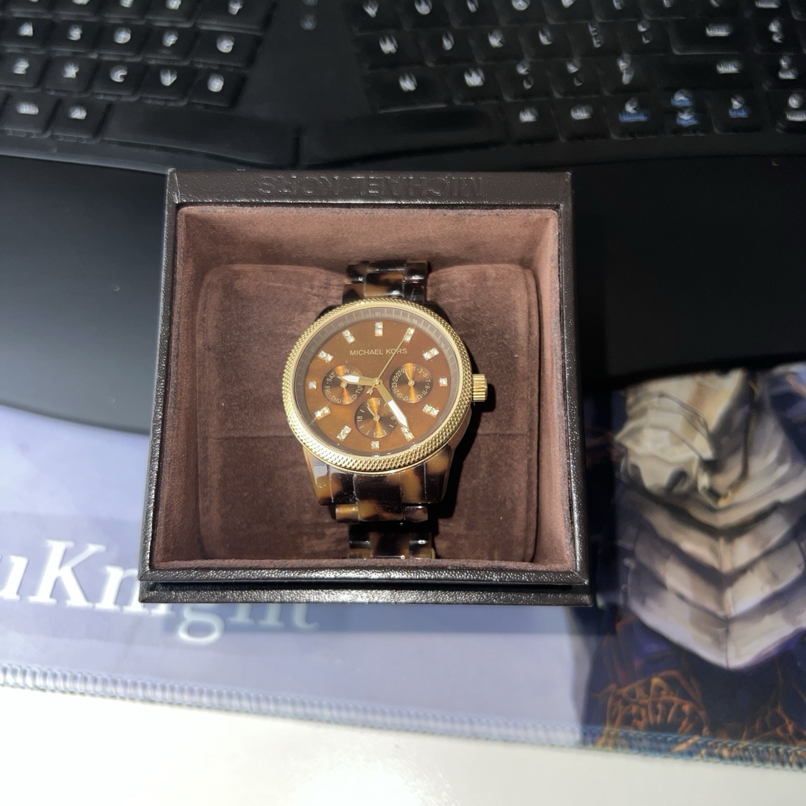 Michael Kors Women’s Jet Set Watch 37mm Brown Mop Dial, Tortoise MK-5038