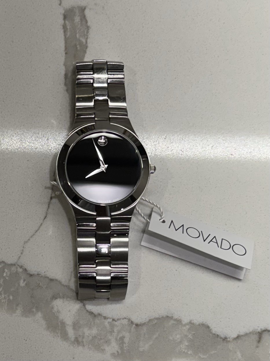 Movado Museum Men’s Watch 0605023 Black Dial Stainless Steel + Extra Links