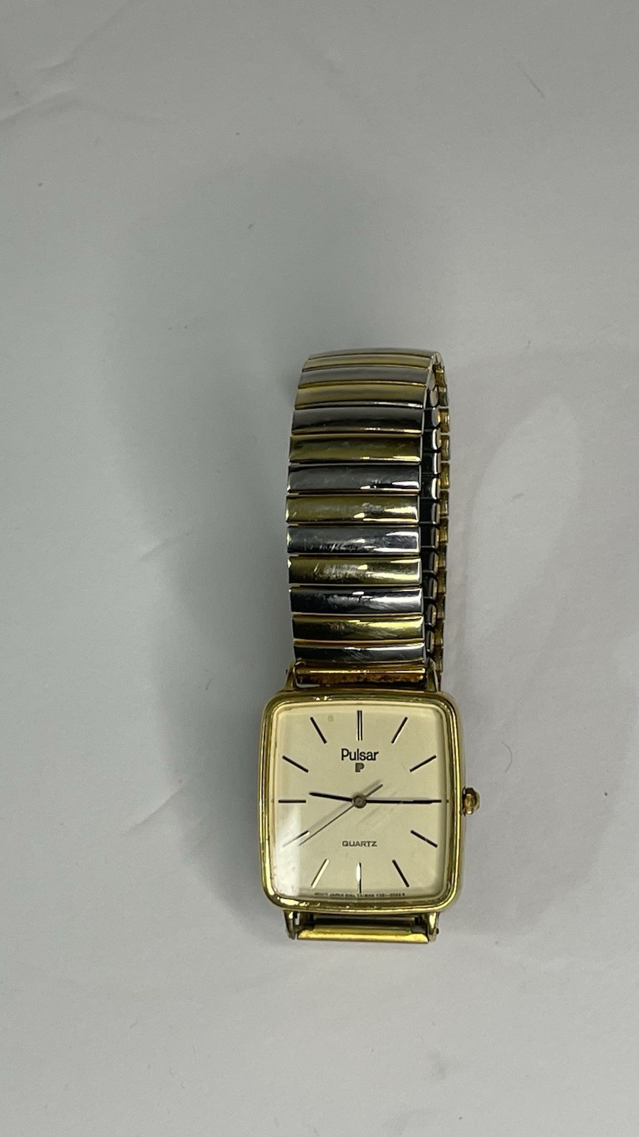 Pulsar Men’s QuartzY551-5029, Two Gold And Silver Like Band