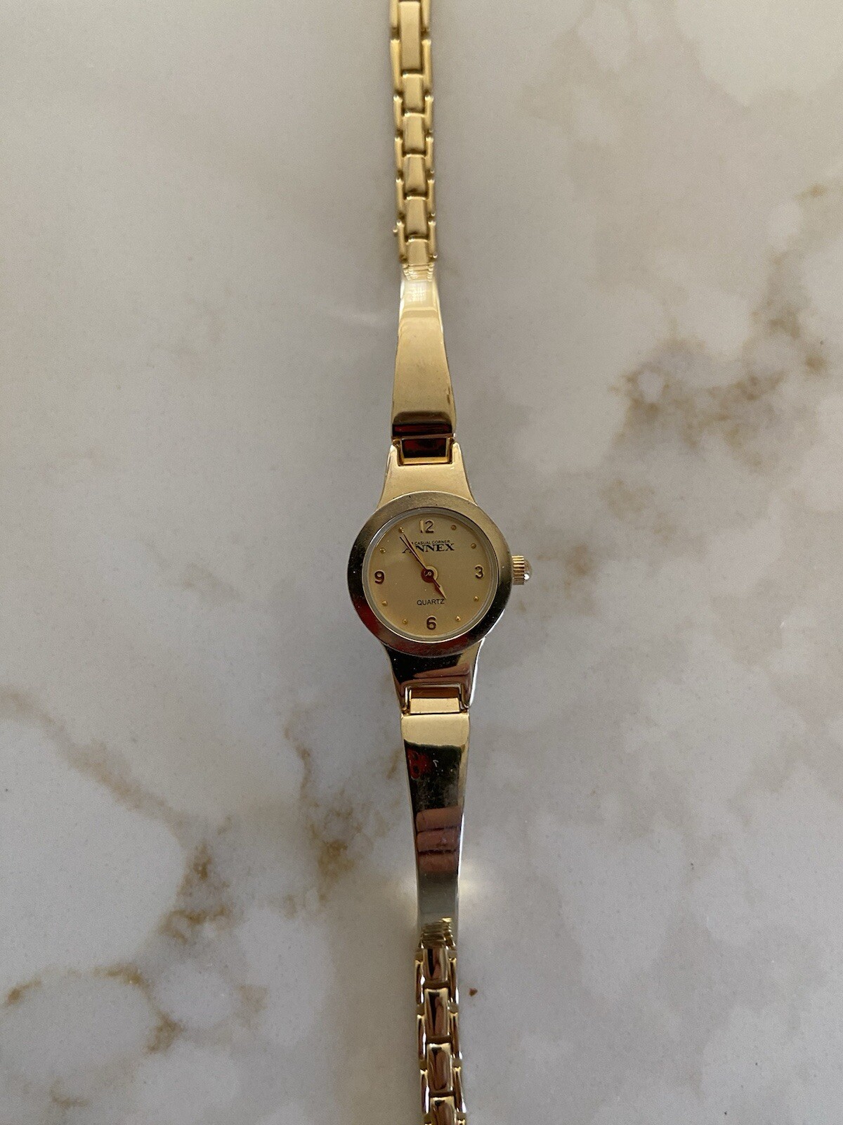 Casual Corner Annex Quartz Ladies Watch Silver with Gold Face Working Great Look