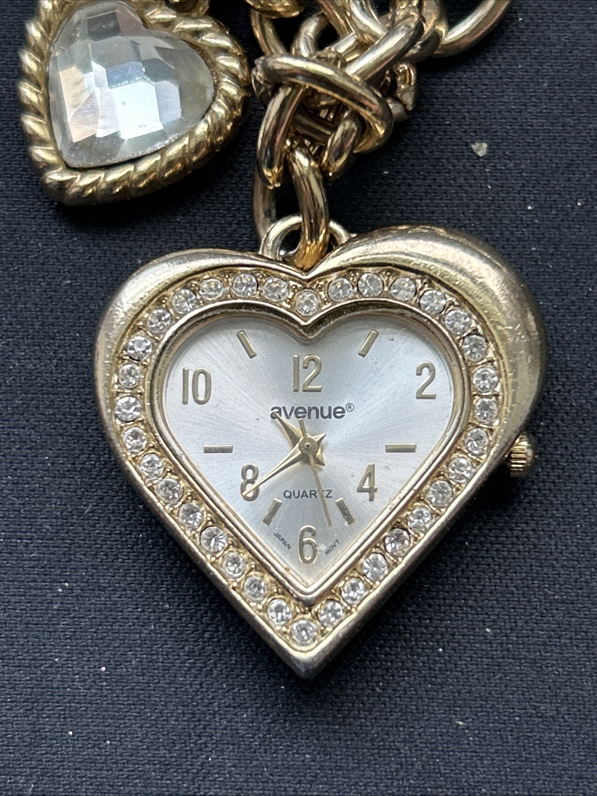 Avenue Heart Shaped Charm And Case Women’s Quartz Watch