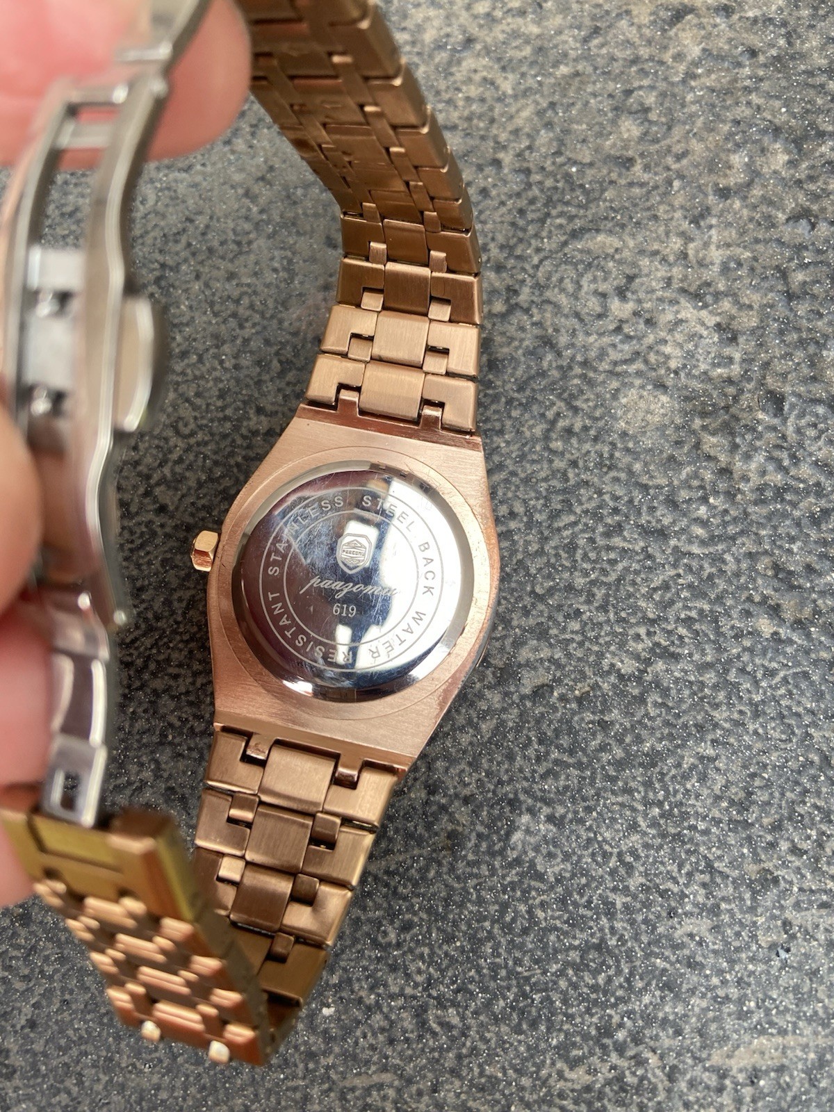 PAAZOMU Luxury Quartz Watch Date Watch High Quality Working-Clasp Broken-Read!!!