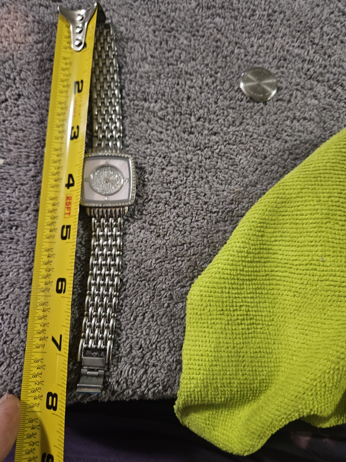 Fossil F2 Ladies Wristwatch Gem Set Bezel Silver Tone NEEDS BATTERY