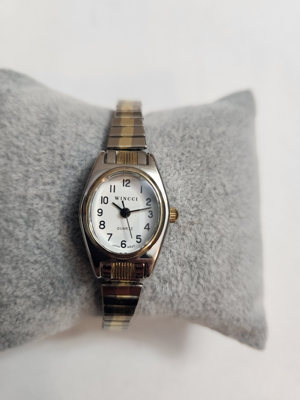 Ladies WINCCI Quartz Watch . New Battery