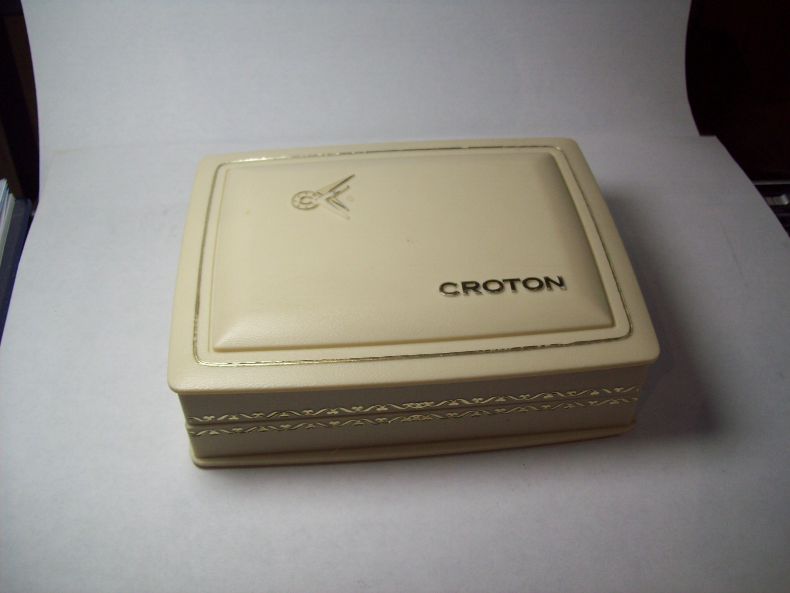 Hexagonal Croton 17J Swiss Mechanical Ladies Watch w/Box 10K Gold RGP Runs Nice