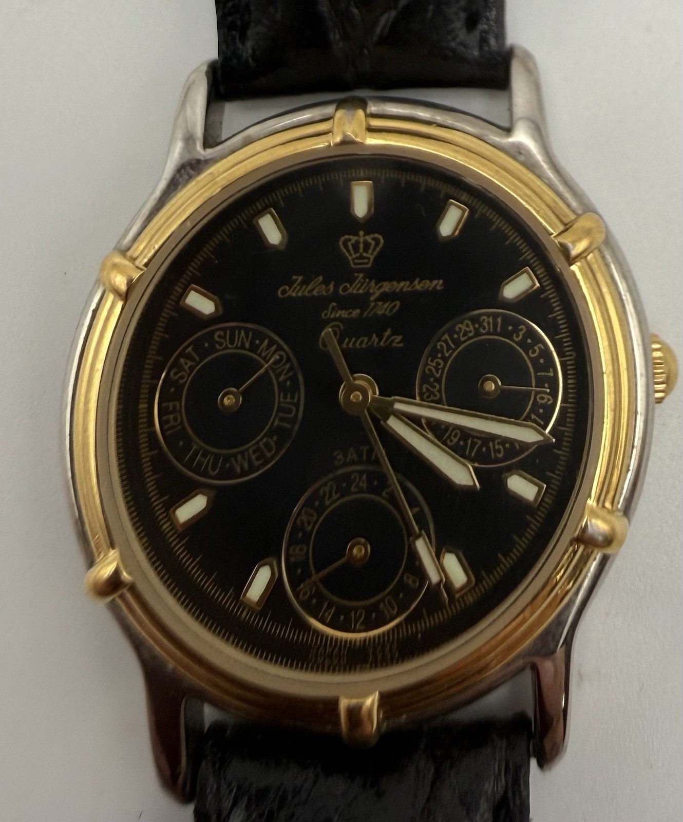 Jules Jurgensen Quartz Two-Tone SS Case Black Dial Leather Strap Day/Date 30m