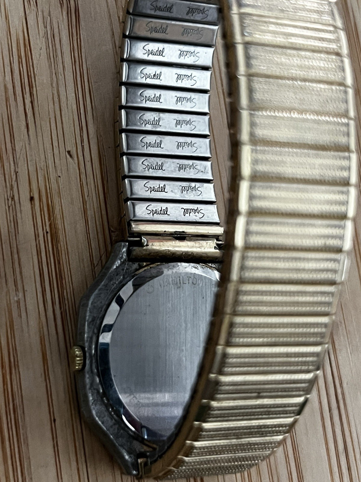 Hamilton Quartz Analog Wristwatch Silver Dial Date Stick Markers Metal Bracelet