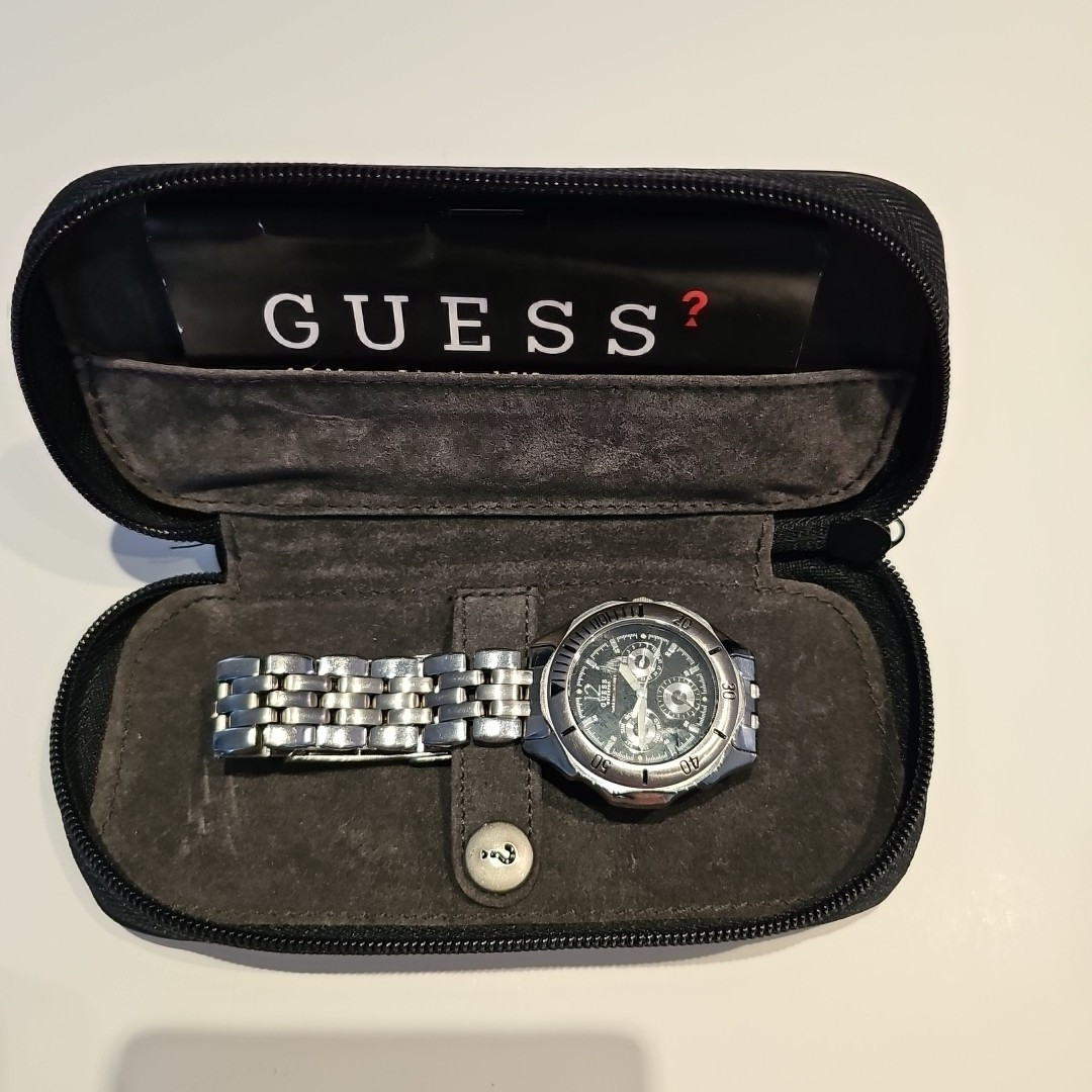 Guess Waterpro 50M/165 Feet Water-resistant Silver Watch 3 Eye Chronograph