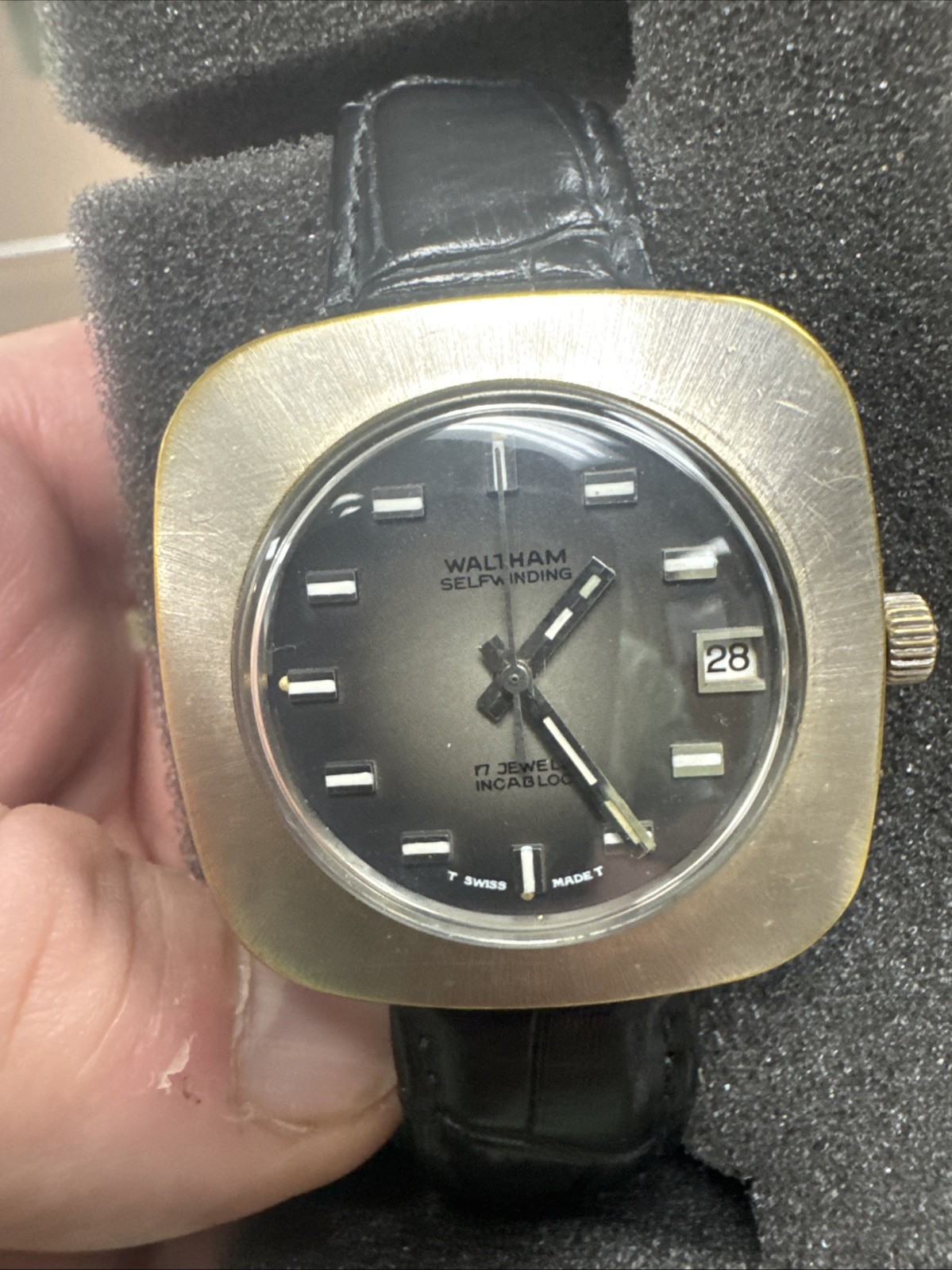 Vintage Men’s Waltham Gray Dial Automatic Watch 17 Jewels ~ 6-K439 MCM, running