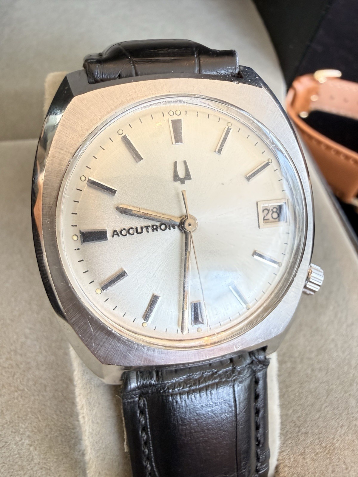 accutron watches for men J107081 N1 1973