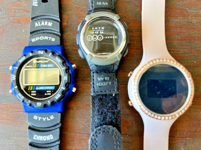 Lot of 3 Various Brands Unisex Wrist Watches – «As Is» – Untested Lot #5