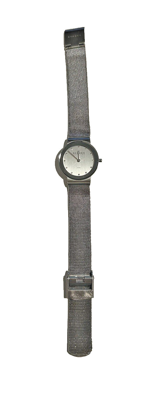 Skagen Denmark Steel Watch Women’s 8.5″, 25mm Silverton Mesh Band New Battery
