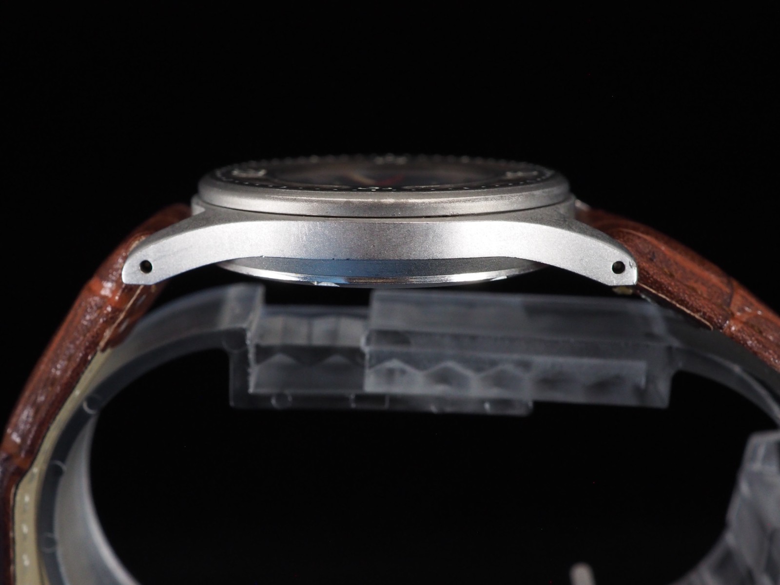 Rare Vintage Near MINT Hamilton EFA Black Dial Quartz 32mm Mens Watch JAPAN