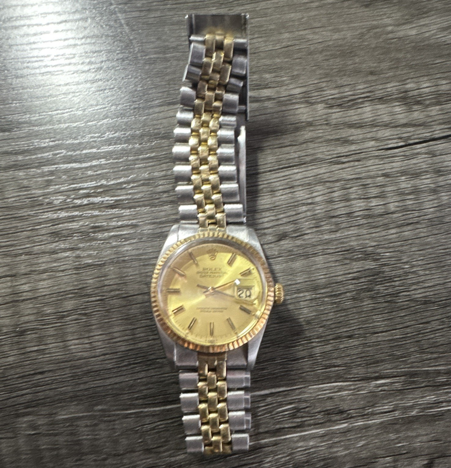 Rolex Datejust 36mm Two-Tone Jubilee Fluted Bezel Gold Dial Date Auto