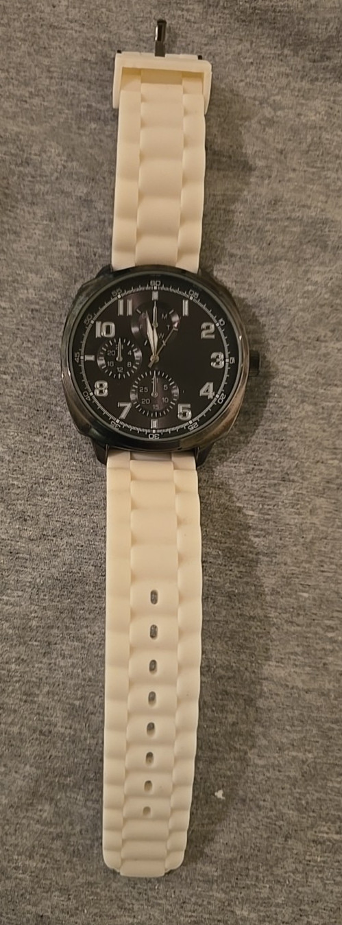MOSSIMO BLACK LARGE FACE WATCH FMDM 0144 Working with New Battery