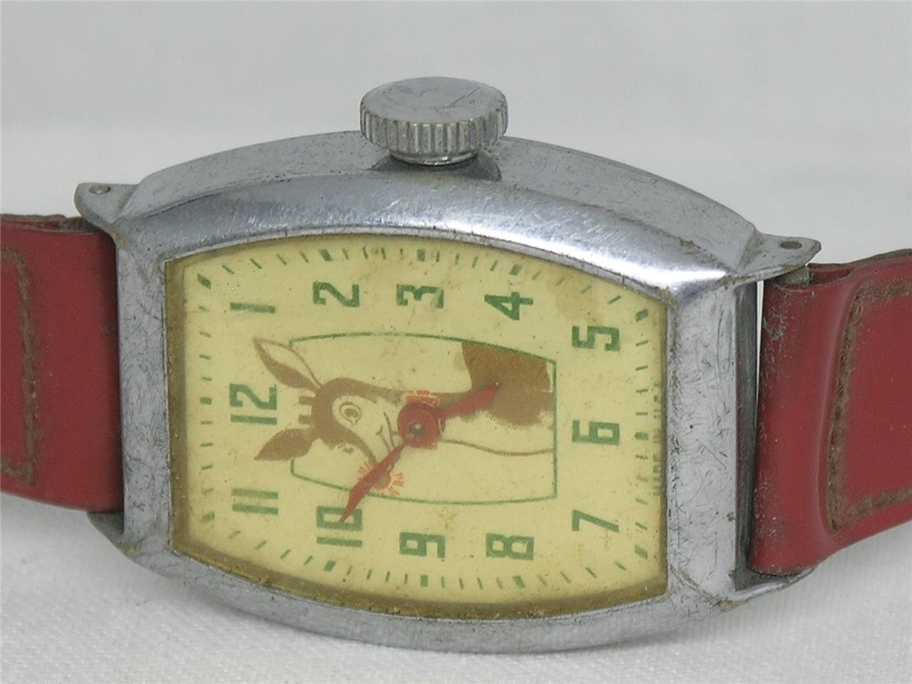 1947 ANTIQUE, VINTAGE, INGRAHAM RUDOLPH THE RED NOSED REINDEER WATCH W/ STRAP!!