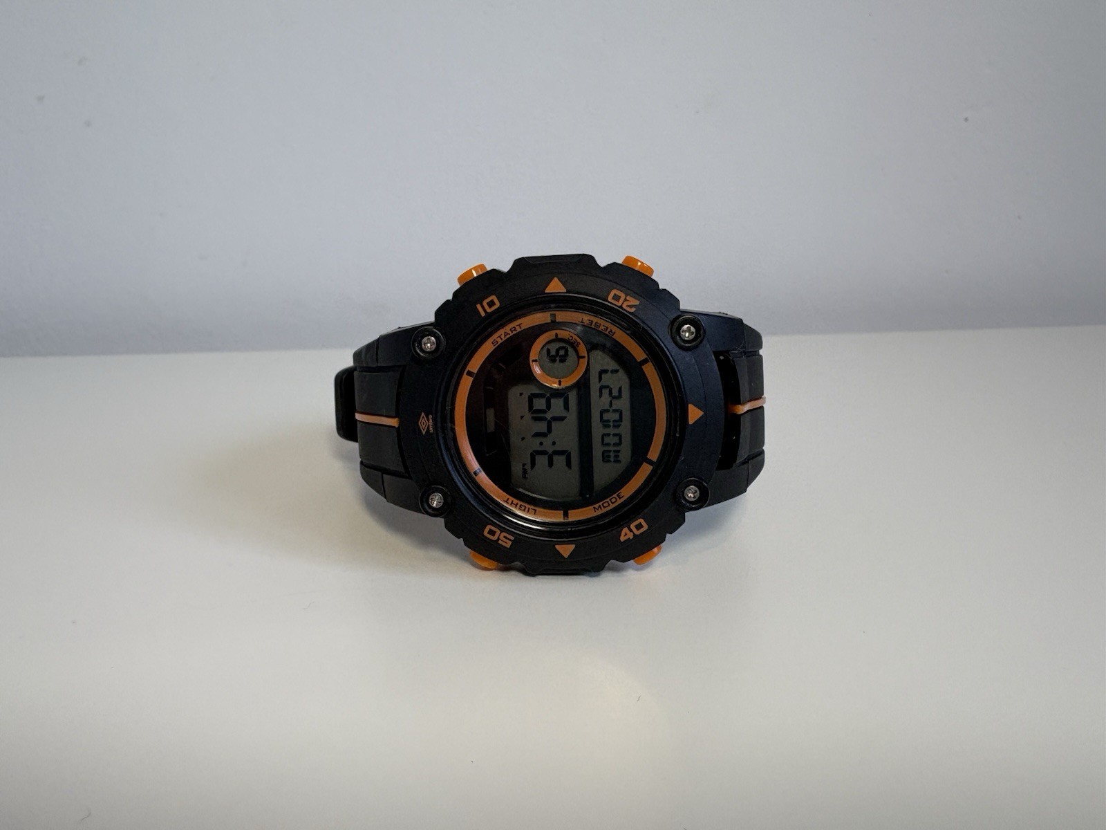 Umbro U924B Digital Sports Watch Black/Orange Stopwatch Alarm Date Strap Damaged