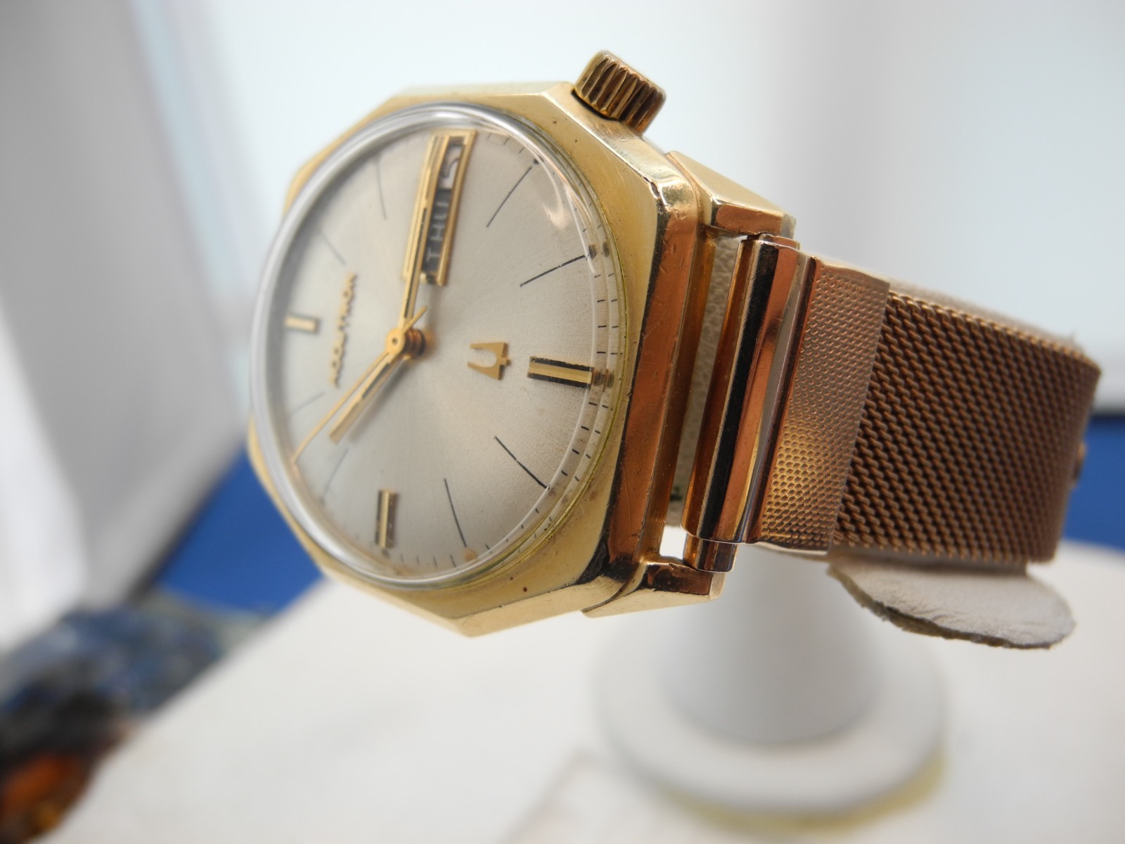 BULOVA ACCUTRON,W/DAY DATE, «M8» WATCH 218,OCTAGON CASE, RUNS