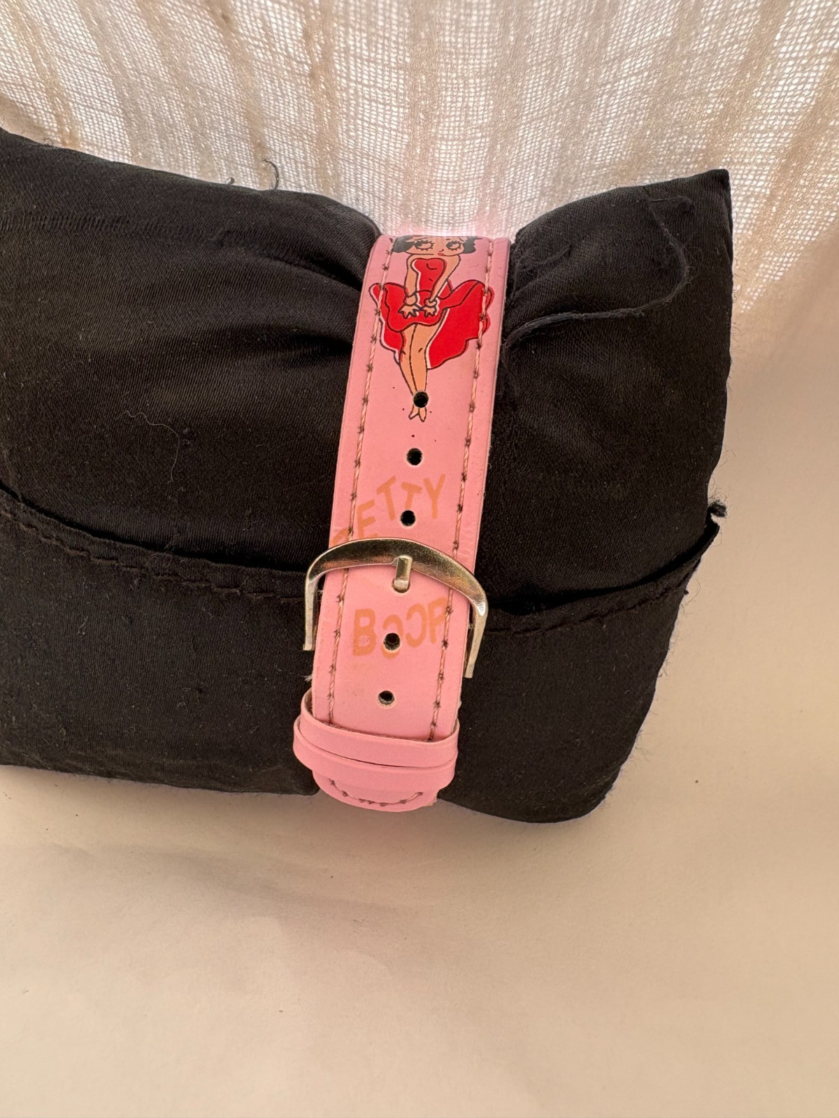 Betty Boo Hot Nurse Pink Wrist Watch Base Metal Bezel Leather Strap Vintage 1989