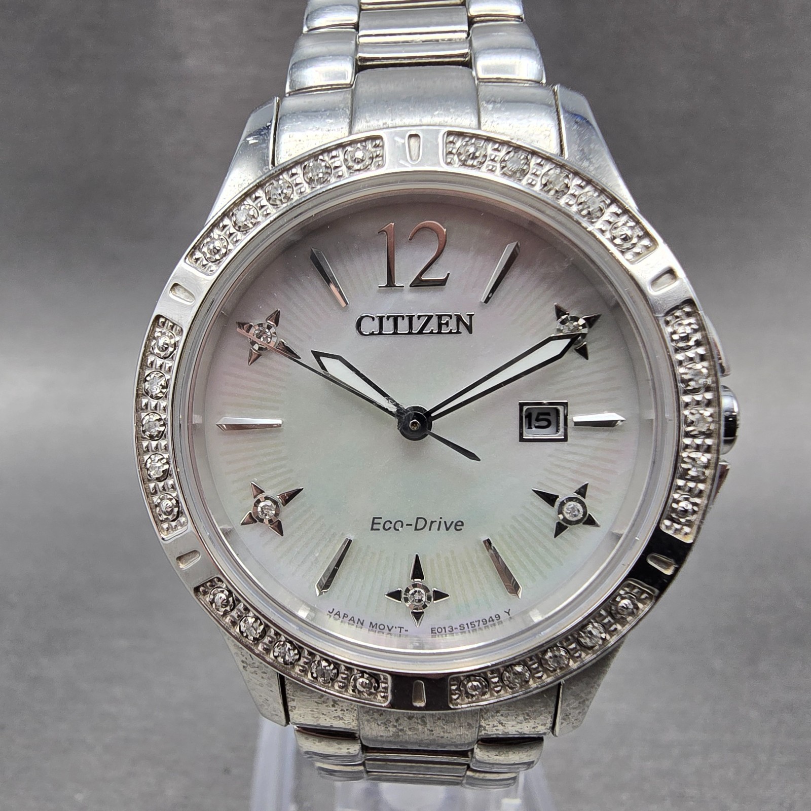 Citizen Eco-Drive Watch Women 32mm MOP Dial Silver Tone Date E013-S114969 Runs