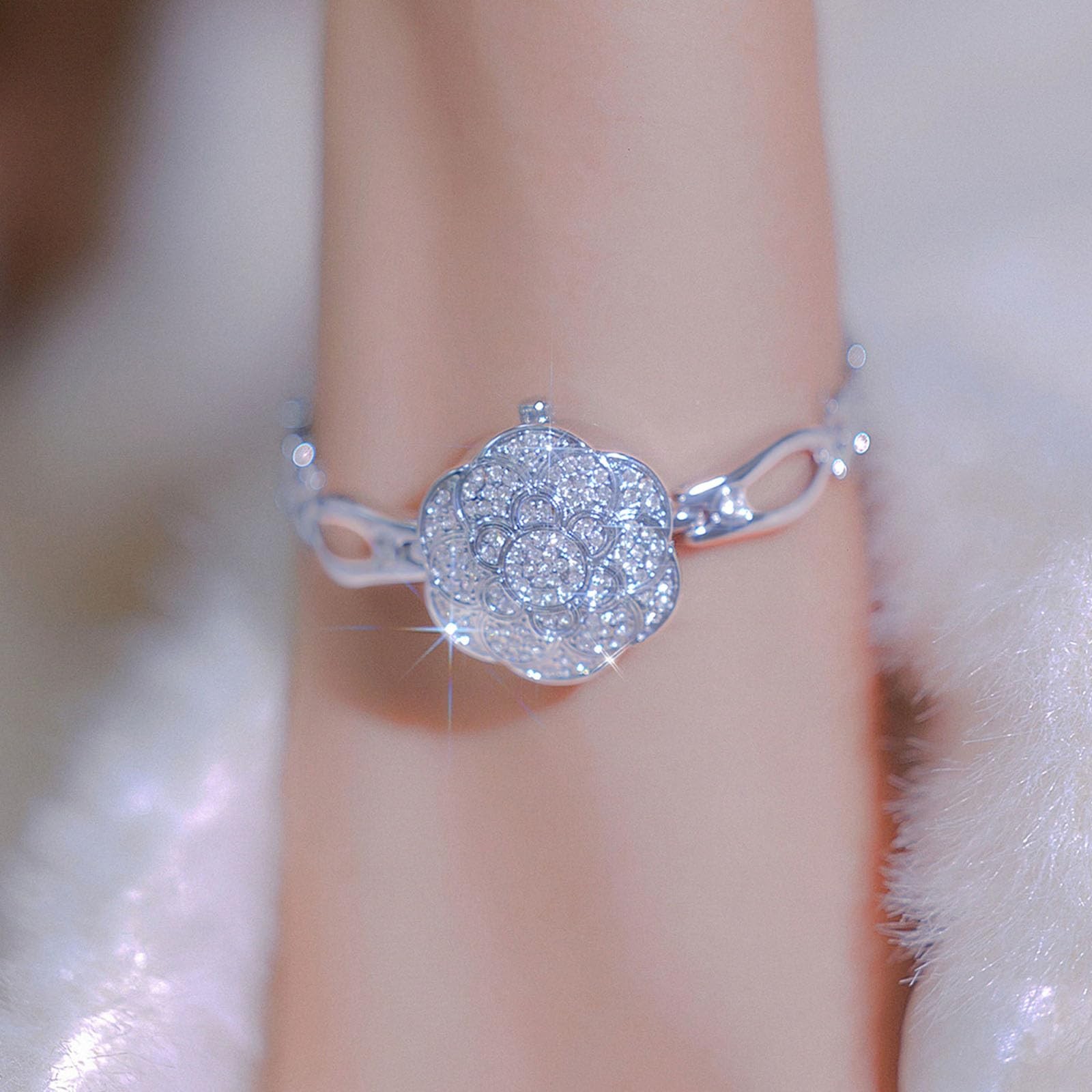 Dacdyi Elegant Women’s Crystal Flower Flip Cover Watch Luxury Bracelet Dress …
