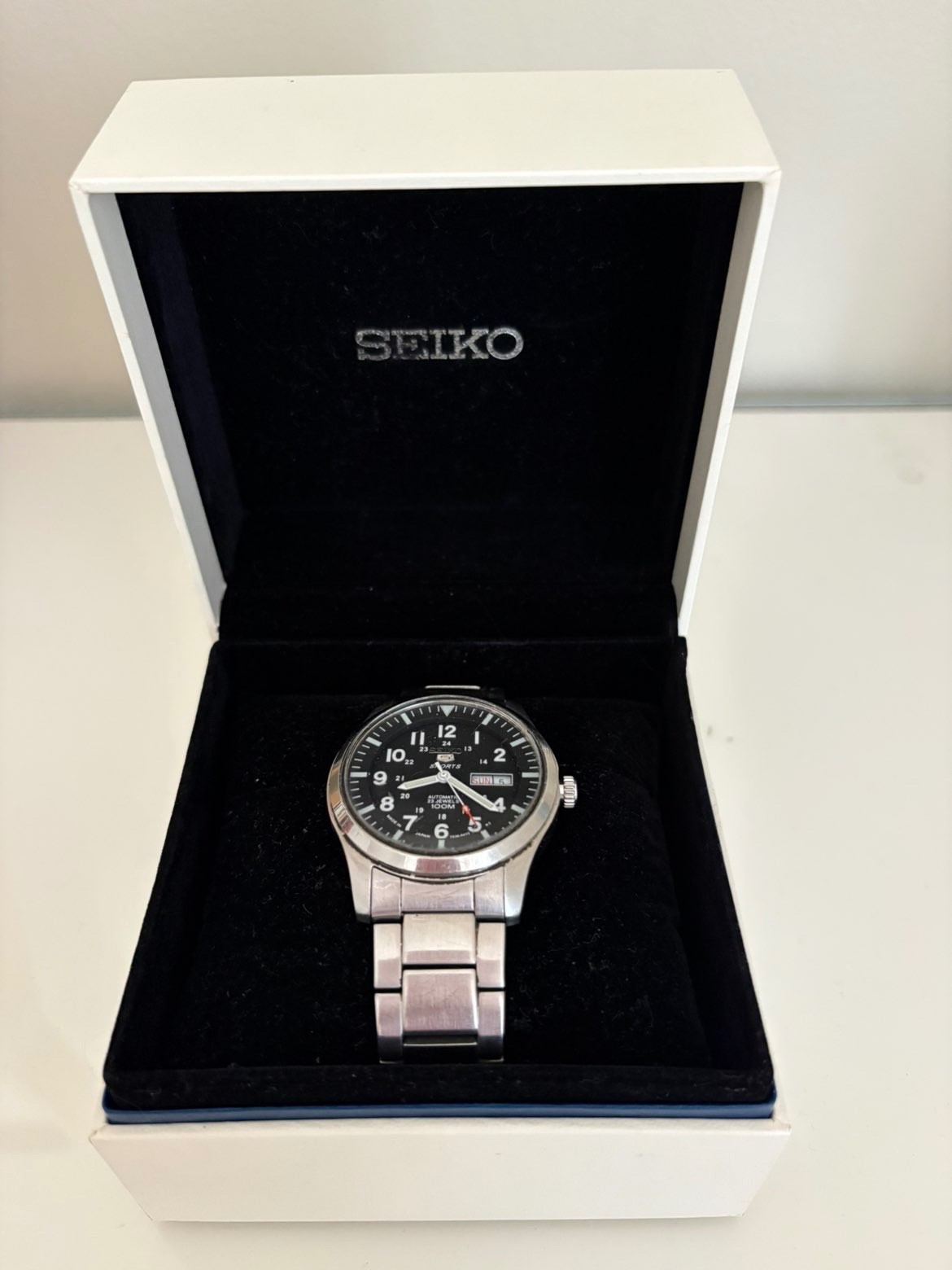 Seiko 5 Sports Men’s Black Watch – SNZG15