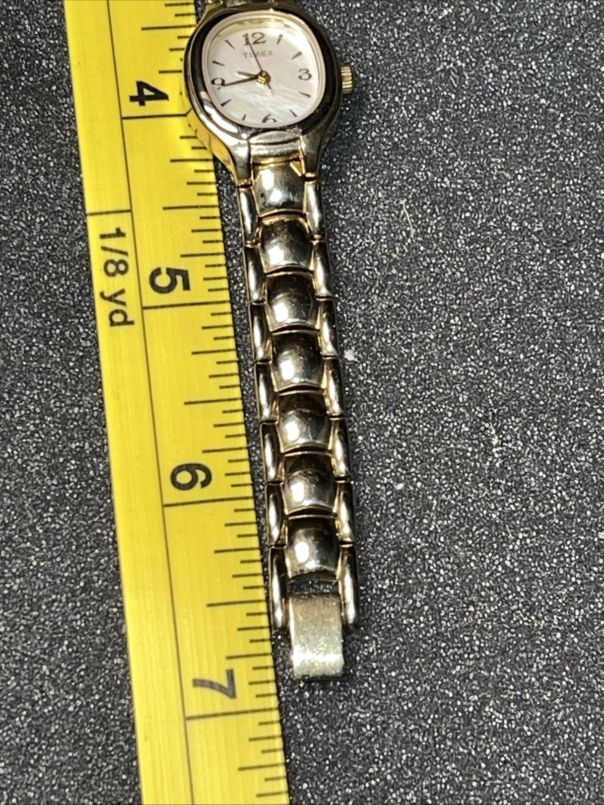 Vintage 2004 Timex Genuine Mother Of Peal 20mm Women’s Quartz Watch Petite Size