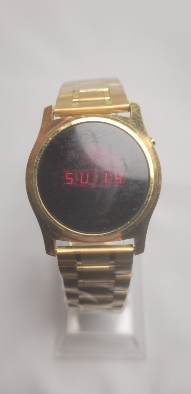 Vintage Timex SSQ Red LED Watch Gold Tone – 1970s Retro Digital – Taiwan, box