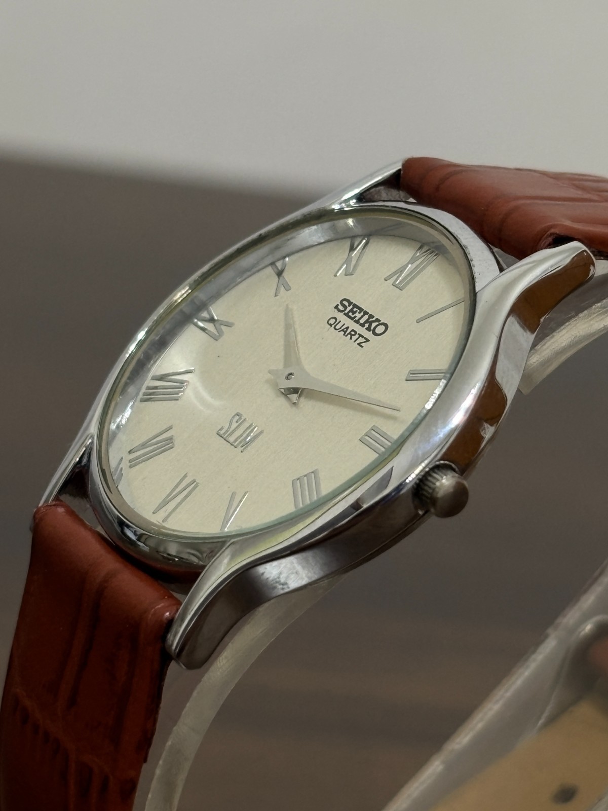 Vintage Classic Seiko Slim Men’s Wrist watch -Leather Strap