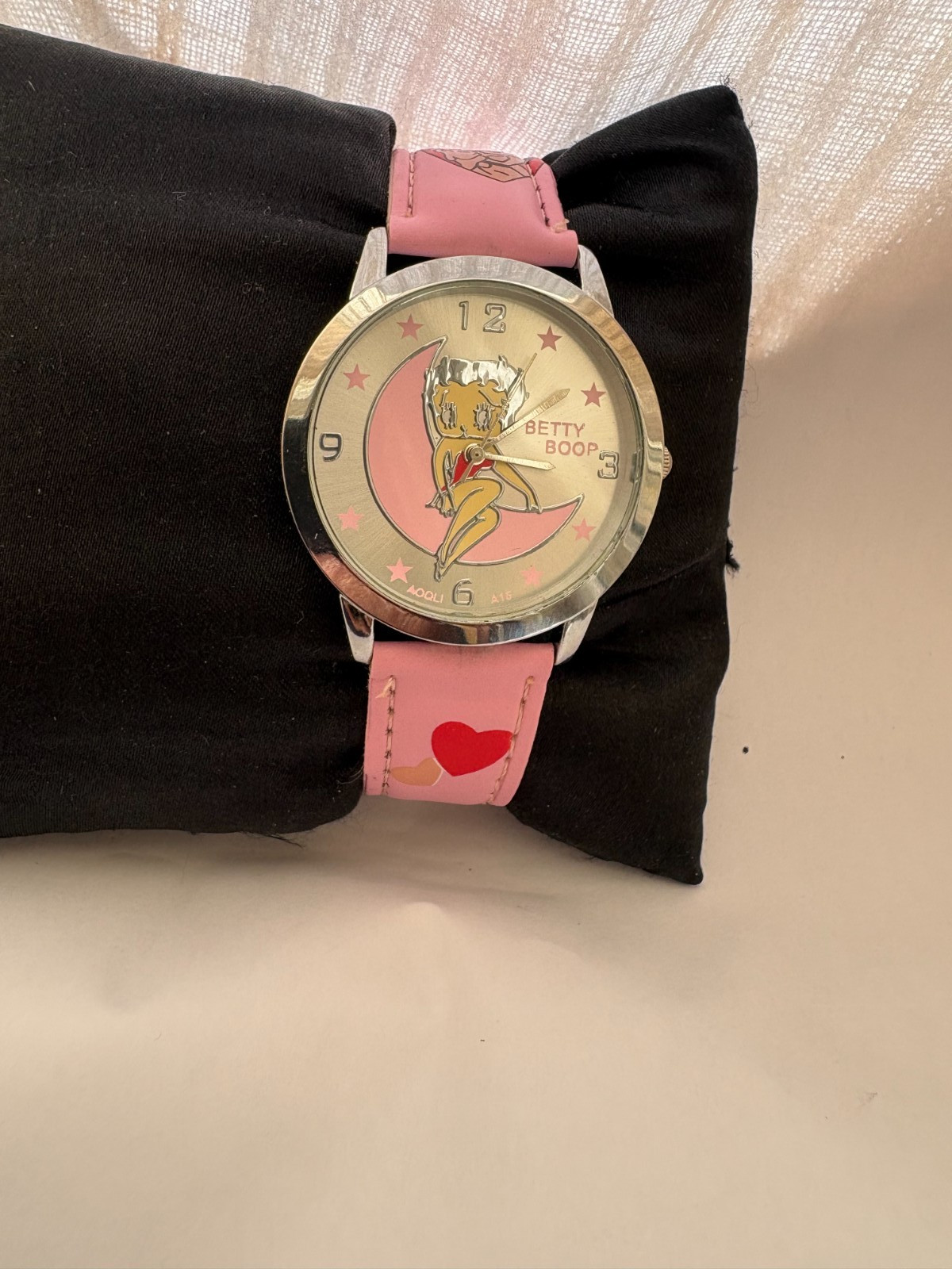 Betty Boo Hot Nurse Pink Wrist Watch Base Metal Bezel Leather Strap Vintage 1989