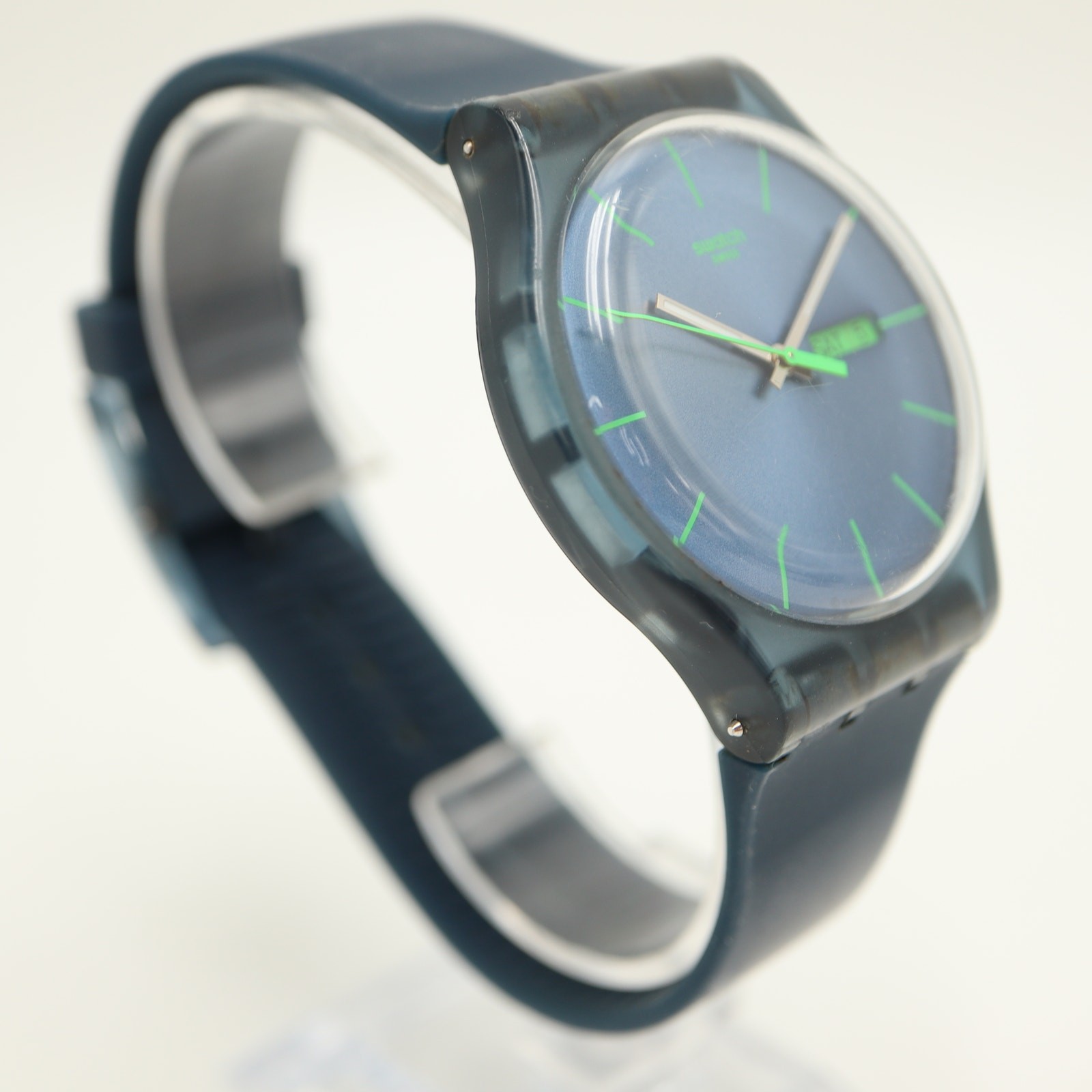 Swatch Blue Rebel Mens Watch 40mm Swiss Blue Green Day Date with New Battery