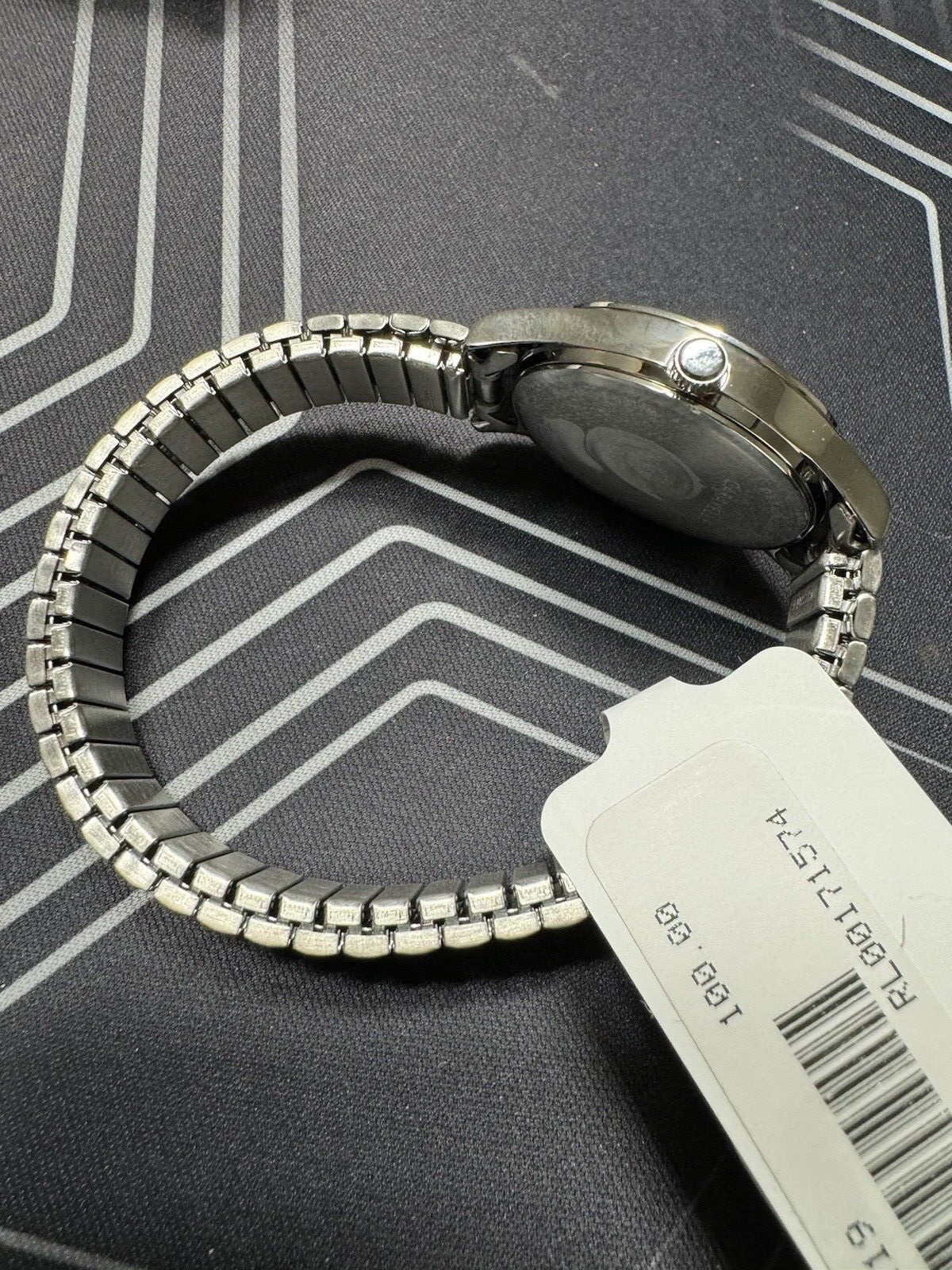Caravelle Traditional Women’s Quartz Date Display Silver Watch 30mm 43M119