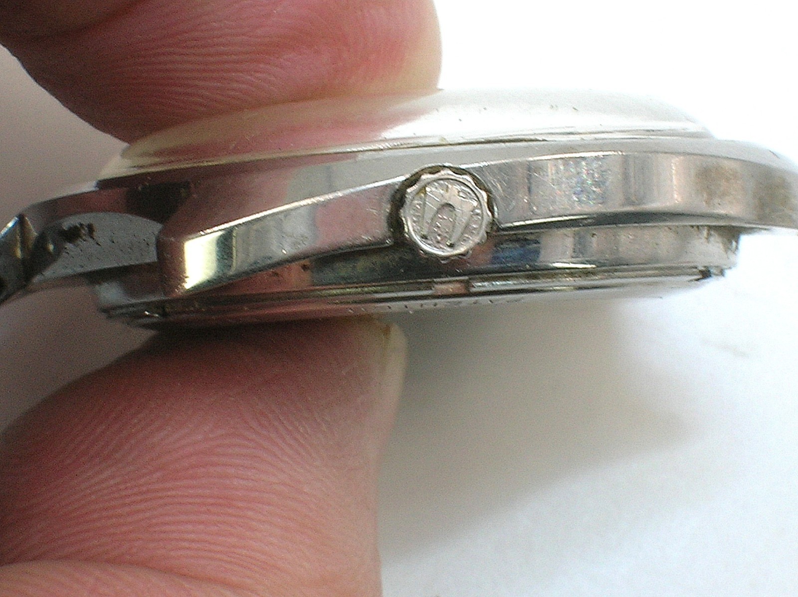 BULOVA ACCUTRON 2182 «UP-DOWN» RARE MAN’S WRIST WATCH – 35.5 MM – BEST OFFER