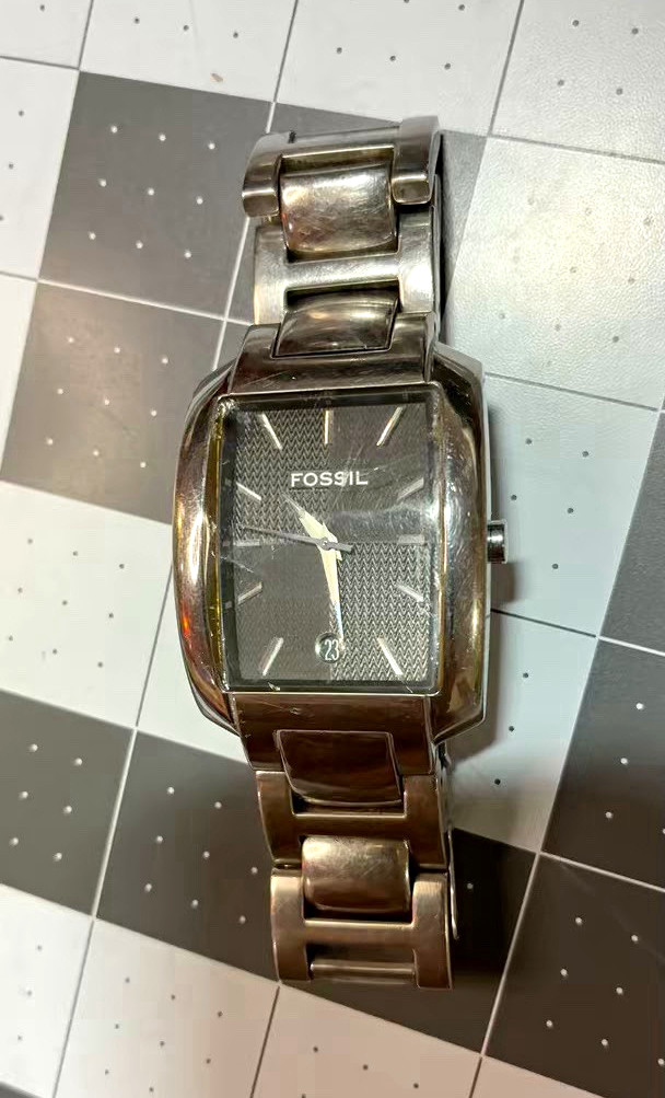 Fossil FS-4009 Rectangle Tank Watch Men Grey Textured Dial Date Stainless Steel