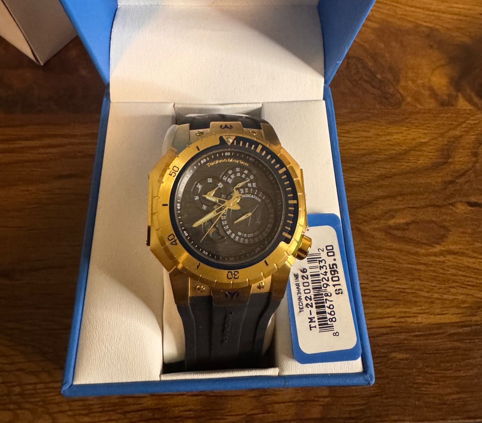 TechnoMarine Cruise Quartz Chronograph Date Sport 45mm 200m Wristwatch w/ Box