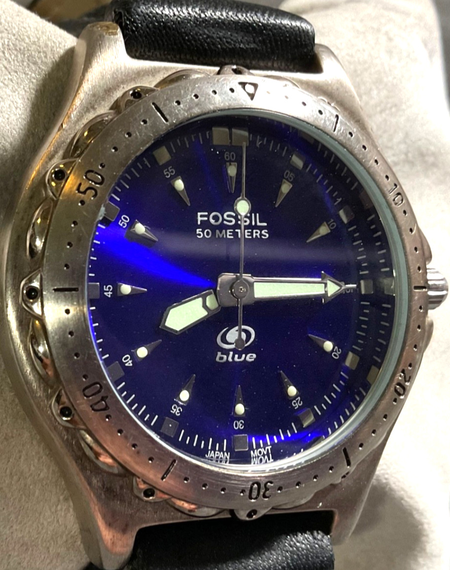FOSSIL BLUE VINTAGE AM-3134 MENS 41mm WATCH BLUE DIAL NEW BATTERY