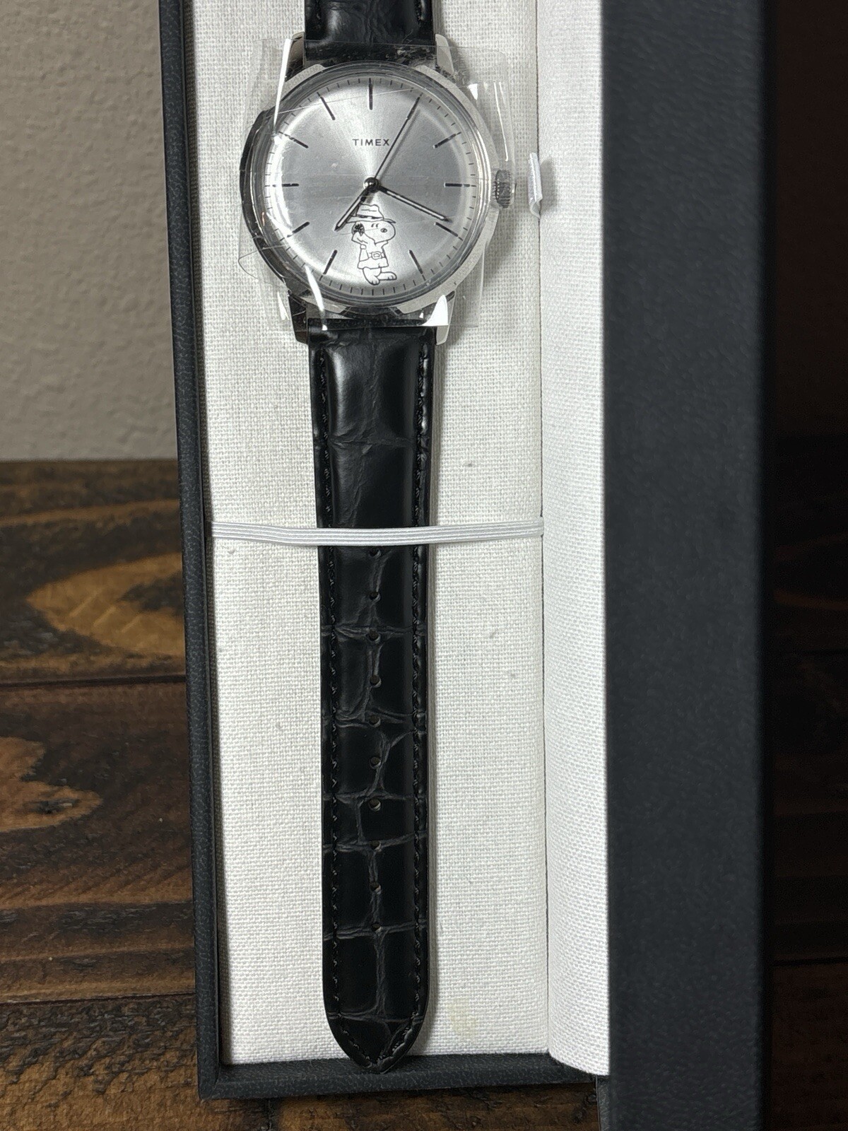 Timex X Peanuts Secret Agent Marlin Automatic 40mm Watch TW2U99500