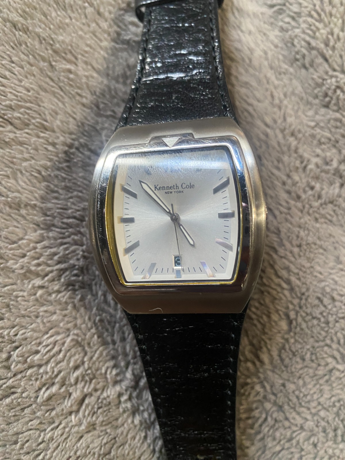 Kenneth Cole New York Mens Watch KC1214 P93-03 Silver Dial Black Leather Strap