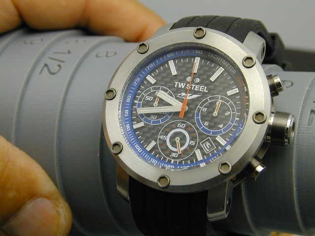 TW STEEL TW 924 YAMAHA MORTORCYCLE RACING CARBON FIBER 3 REGISTER CHRONOGRAPH