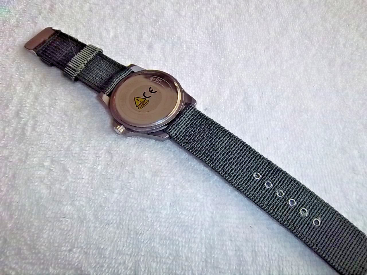 LOT OF-4-WOKAI BRAND Quartz Wristwatch for Men, COLOR AS SHOWN MY LAST DEAL.