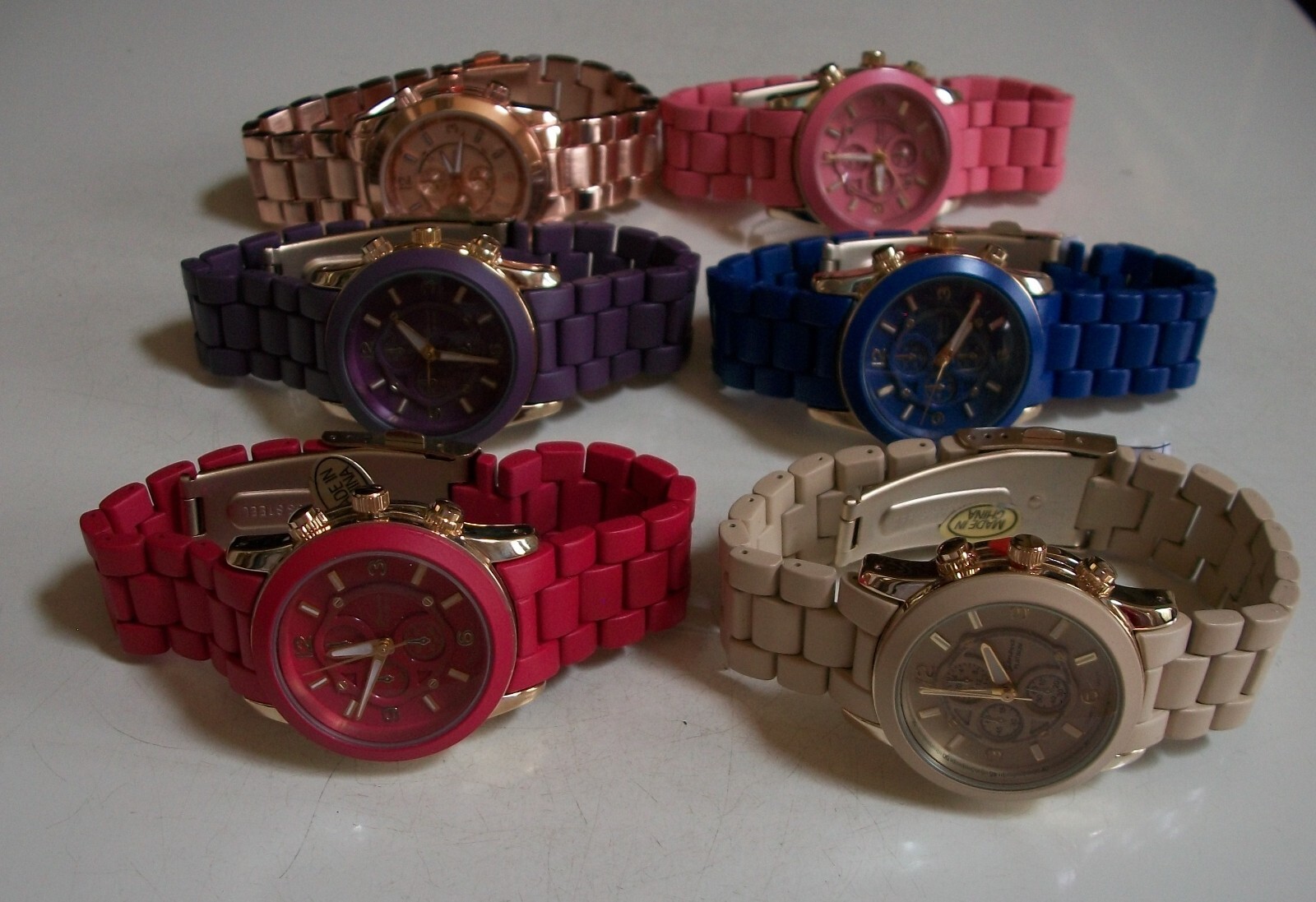 Women’s red, beige, blue, pink, purple, green, rose gold fashion casual watches