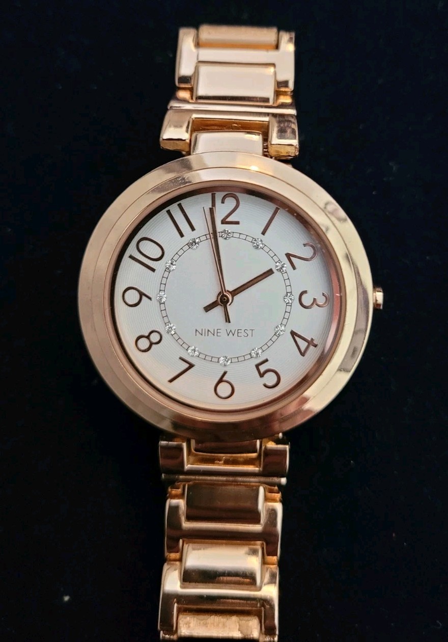 Woman’s Fashion Watch Lot (6); Various Brands; Analog; New Batteries, Running